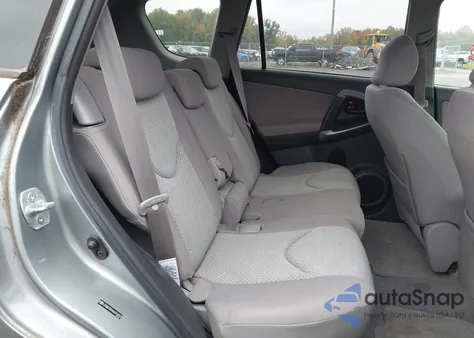 2006 Toyota Rav4 z USA, uszkodzony, nr VIN JTMBD33VX66010837